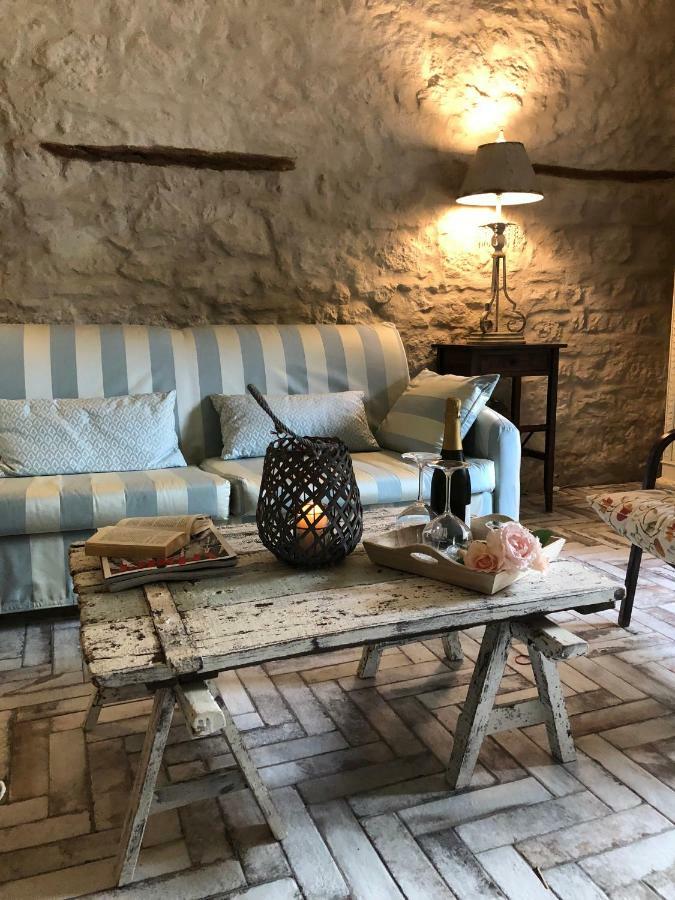 Agriturismo La Pieve Колле-ди-Валь-д'Эльса Экстерьер фото
